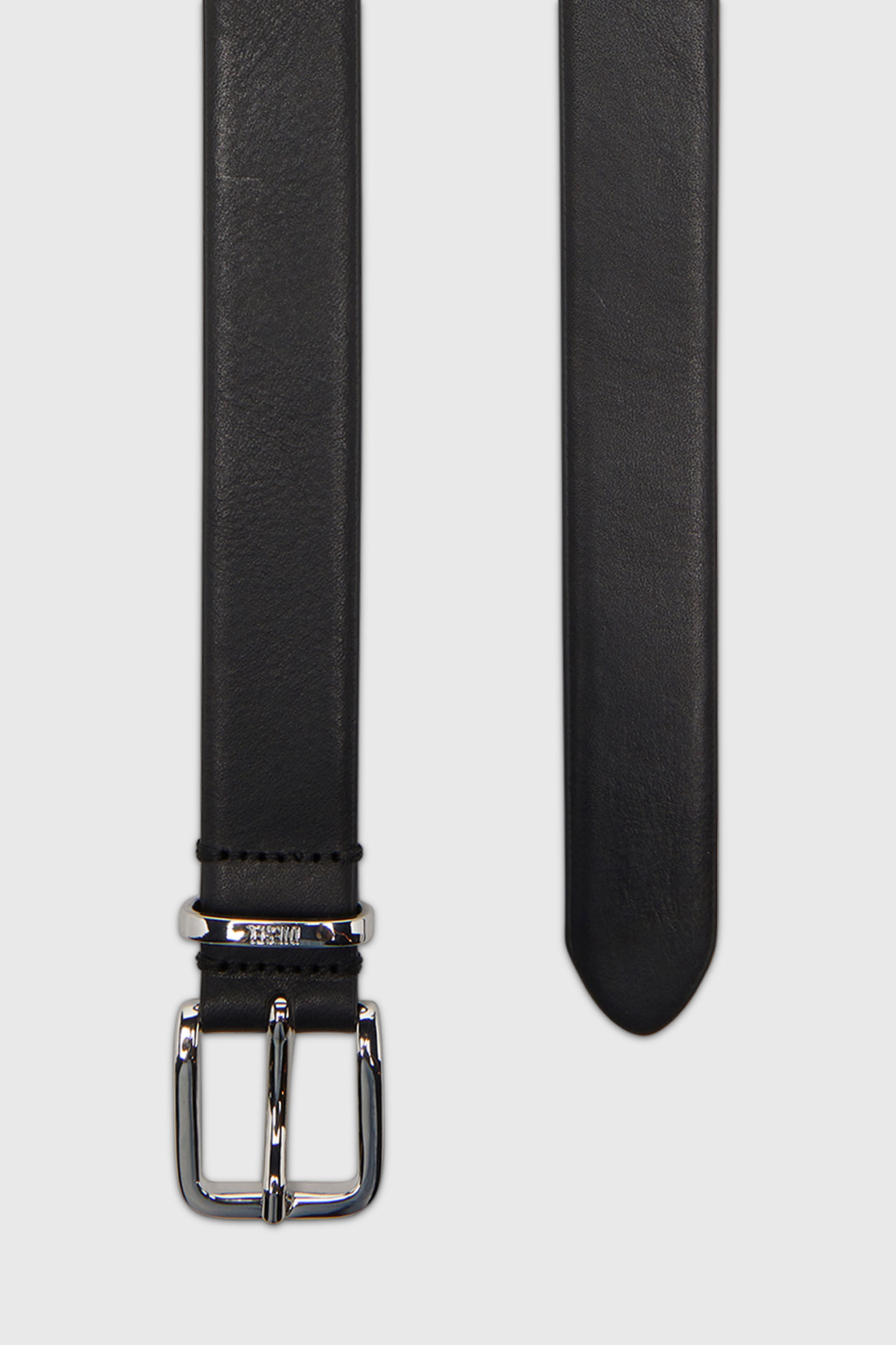 Diesel - B-BISCOTTO W KNOT 25, Woman's 2.5cm leather belt in Black - 2