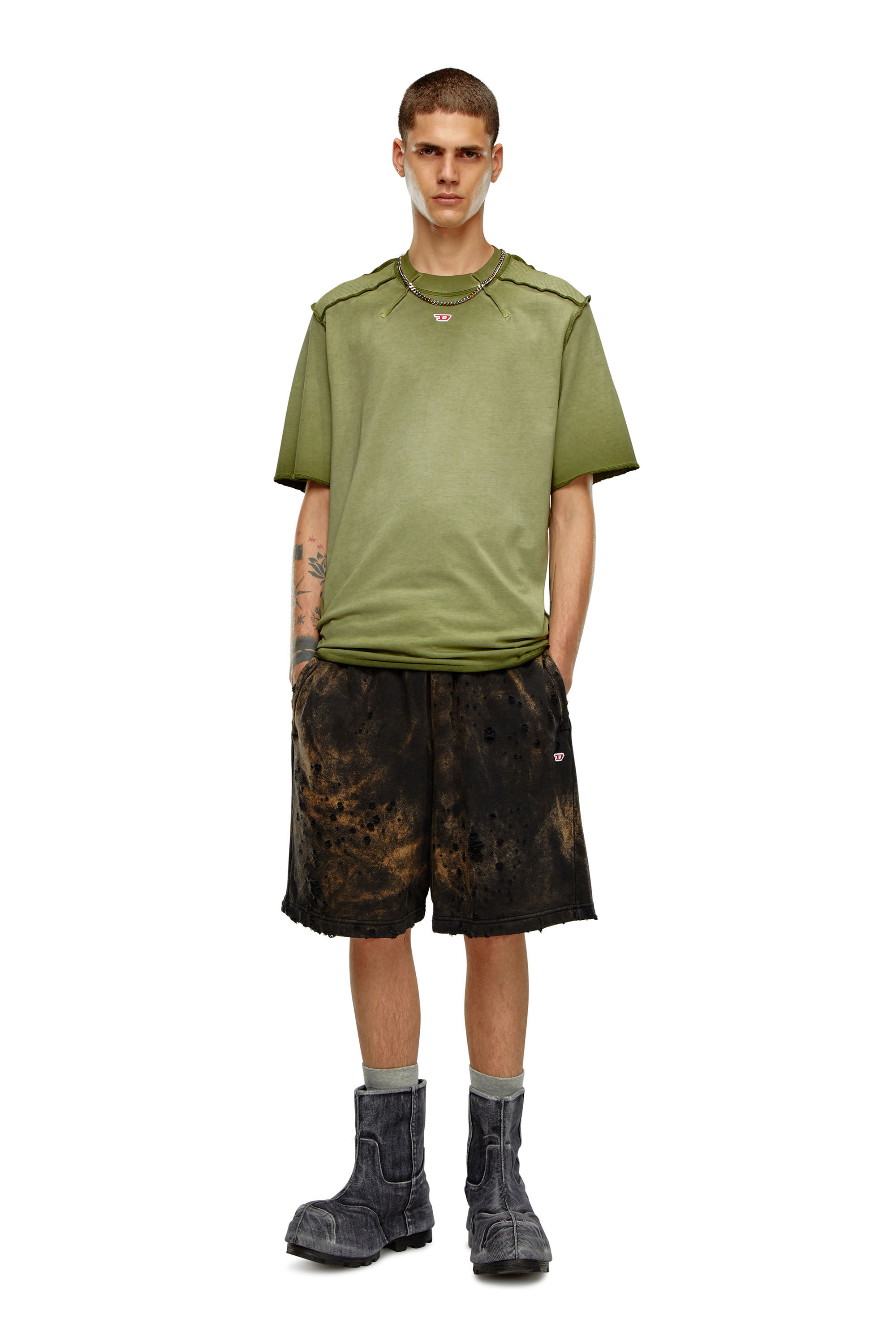 Diesel - T-ERIE-N, Man T-shirt with micro-waffle shoulders in Green - Image 1