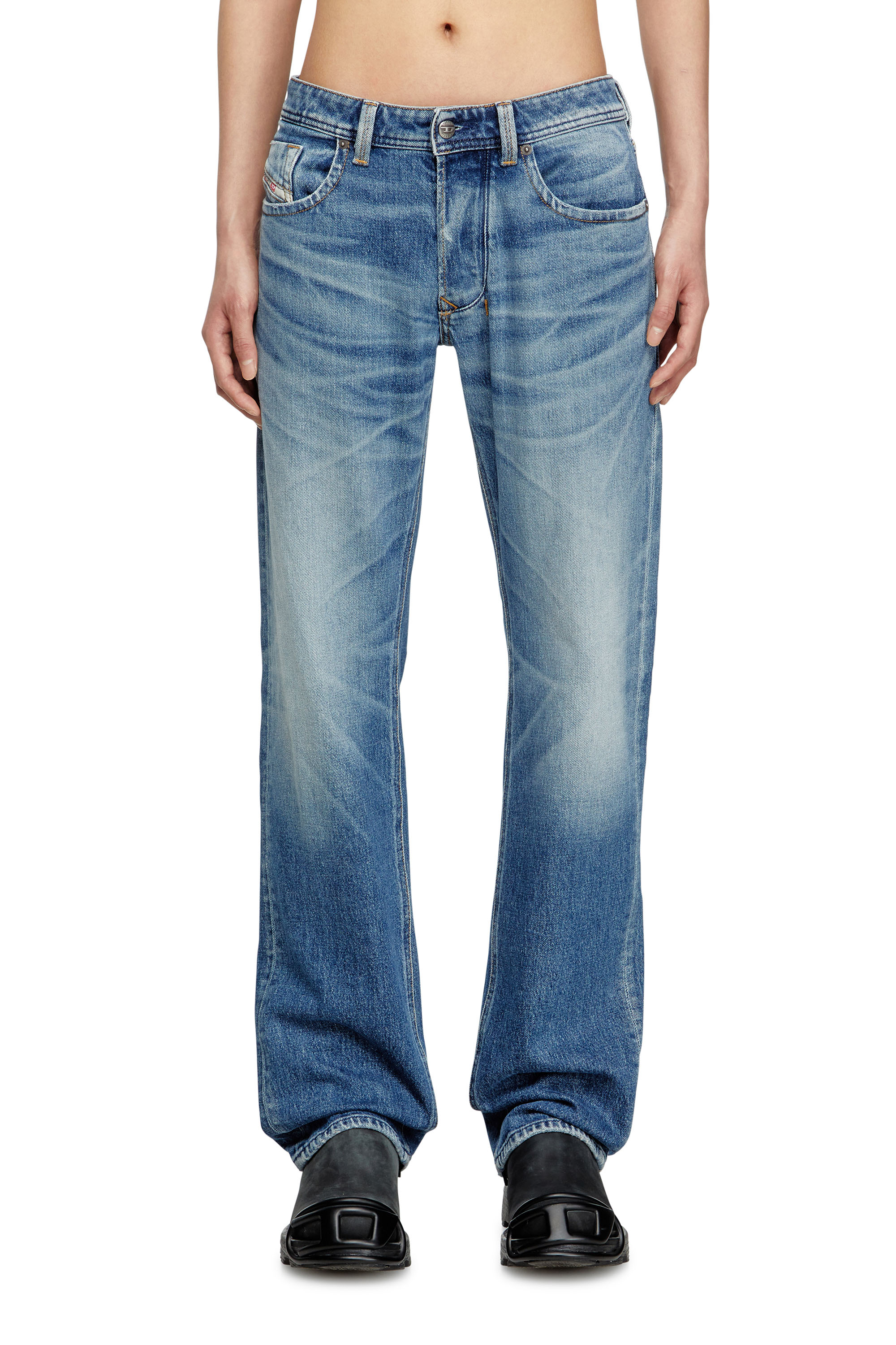 Regular Jeans 1985 Larkee 09M12, Medium blue Diesel - Man's Regular Jeans 1985 Larkee 09M12, Medium blue - 3