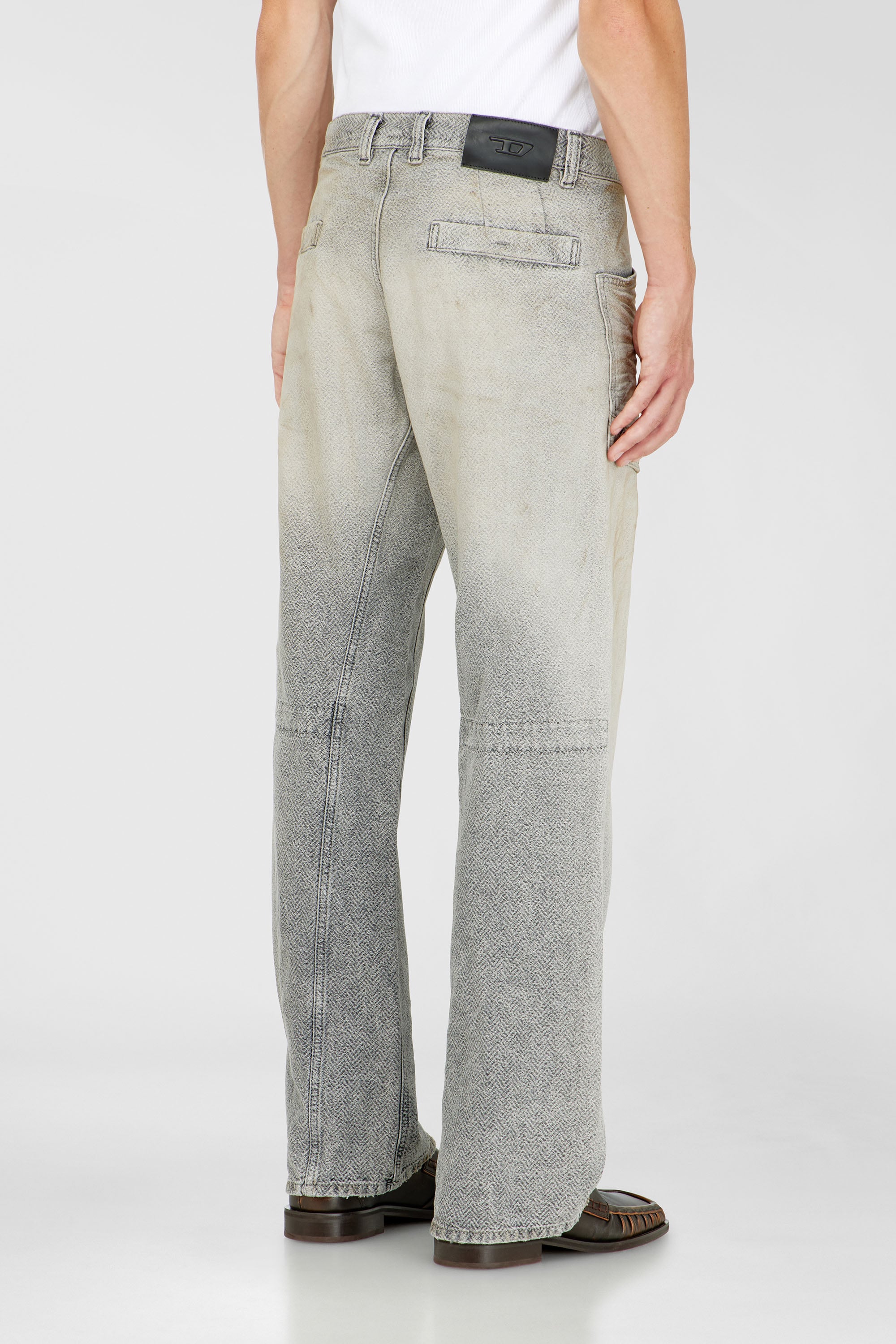 Diesel - Man's Relaxed Jeans D-Zeta 09Q11, Grey - 5