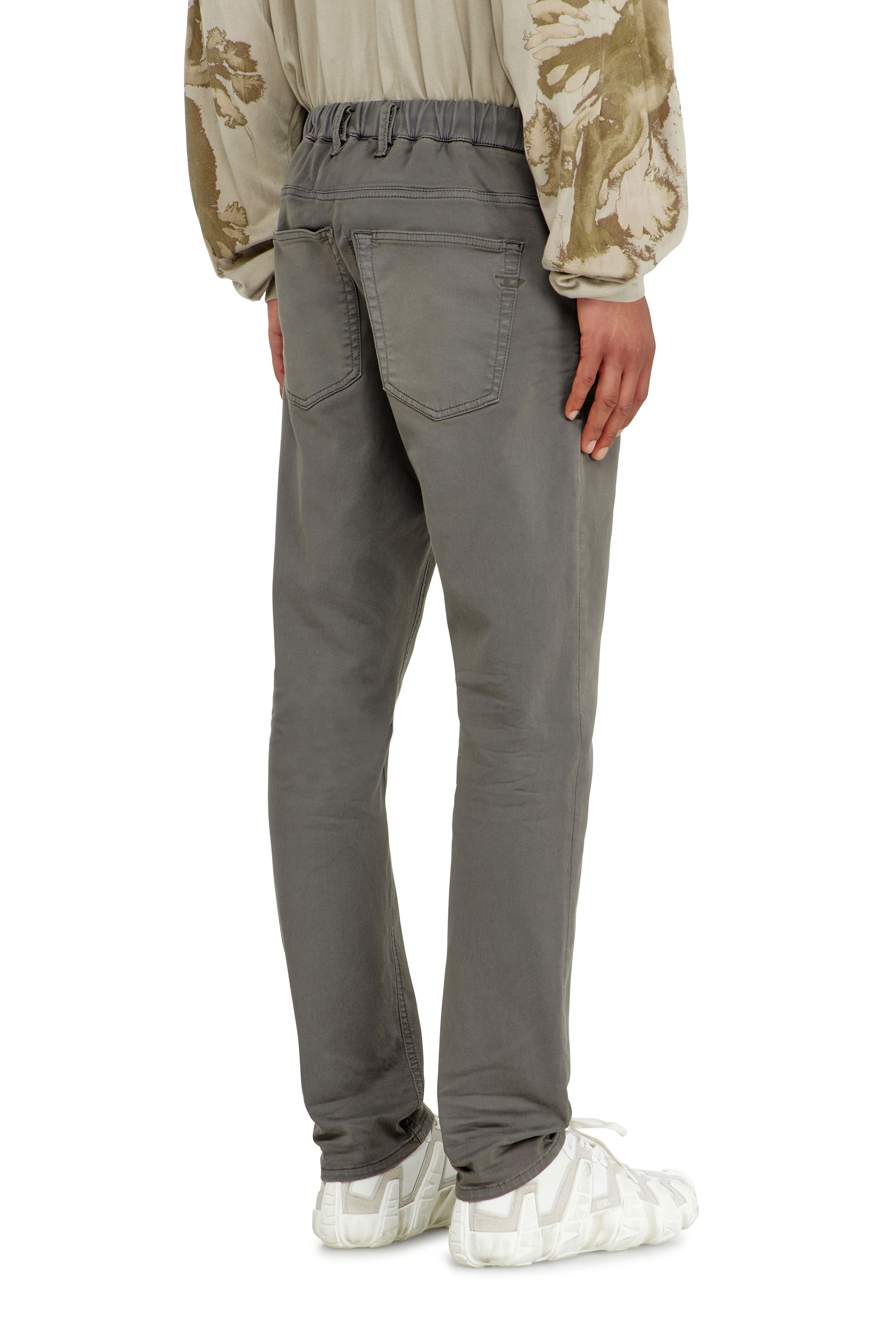 Diesel - Man's Regular 2032 D-Krooley-BW Joggjeans&reg; 0670M, Grey - 4