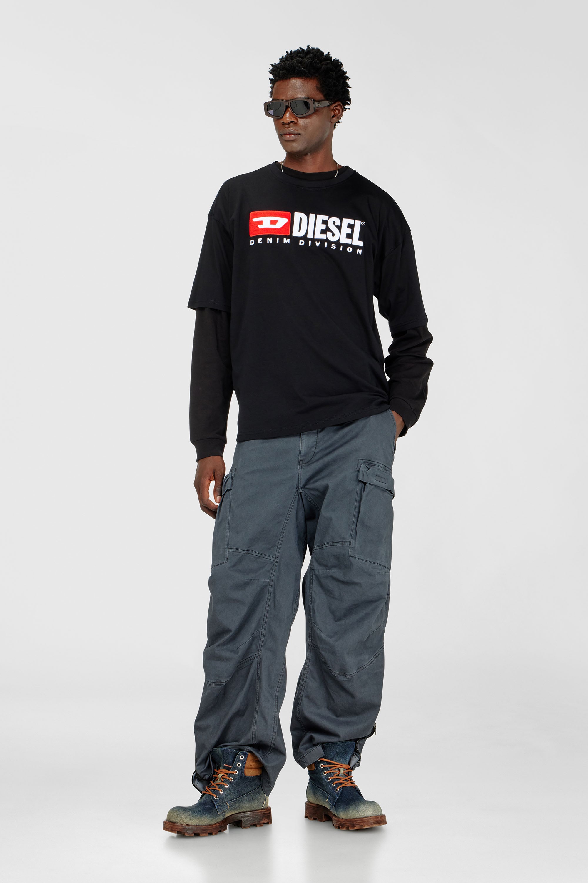 Diesel - T-BOXT-DIV, Man's T-shirt with Diesel patch logo in Black - 2