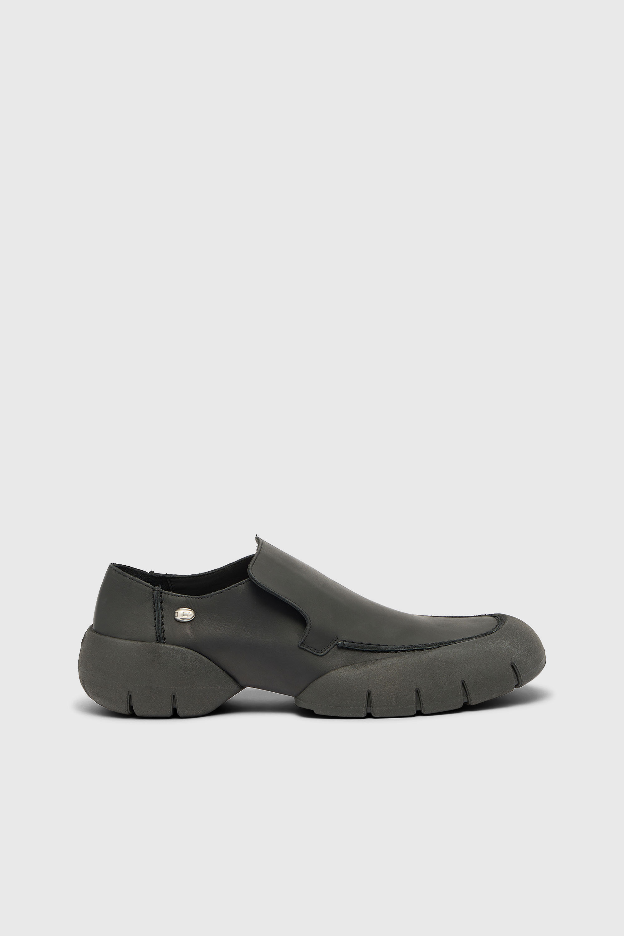 Diesel - D-MATHIEU SC, Man's D-Mathieu-Brushed leather loafer with rubber sole in Black - 1