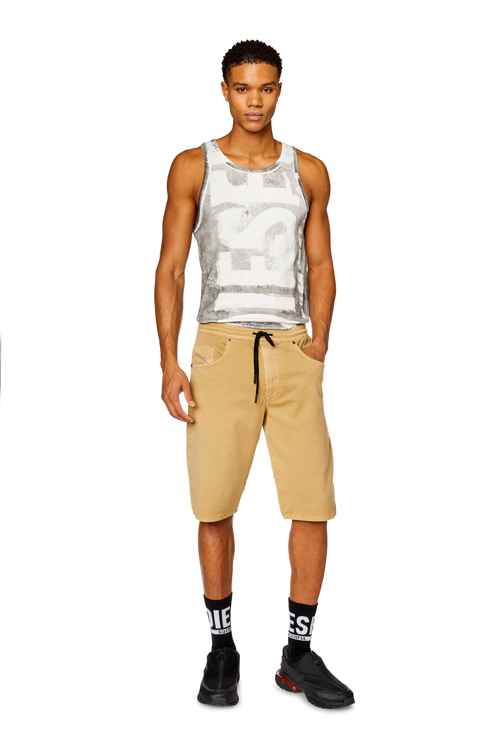 Diesel - 2033 D-KROOLEY-SHORT JOGG, Man's Chino shorts in JoggJeans in Light Brown - 1