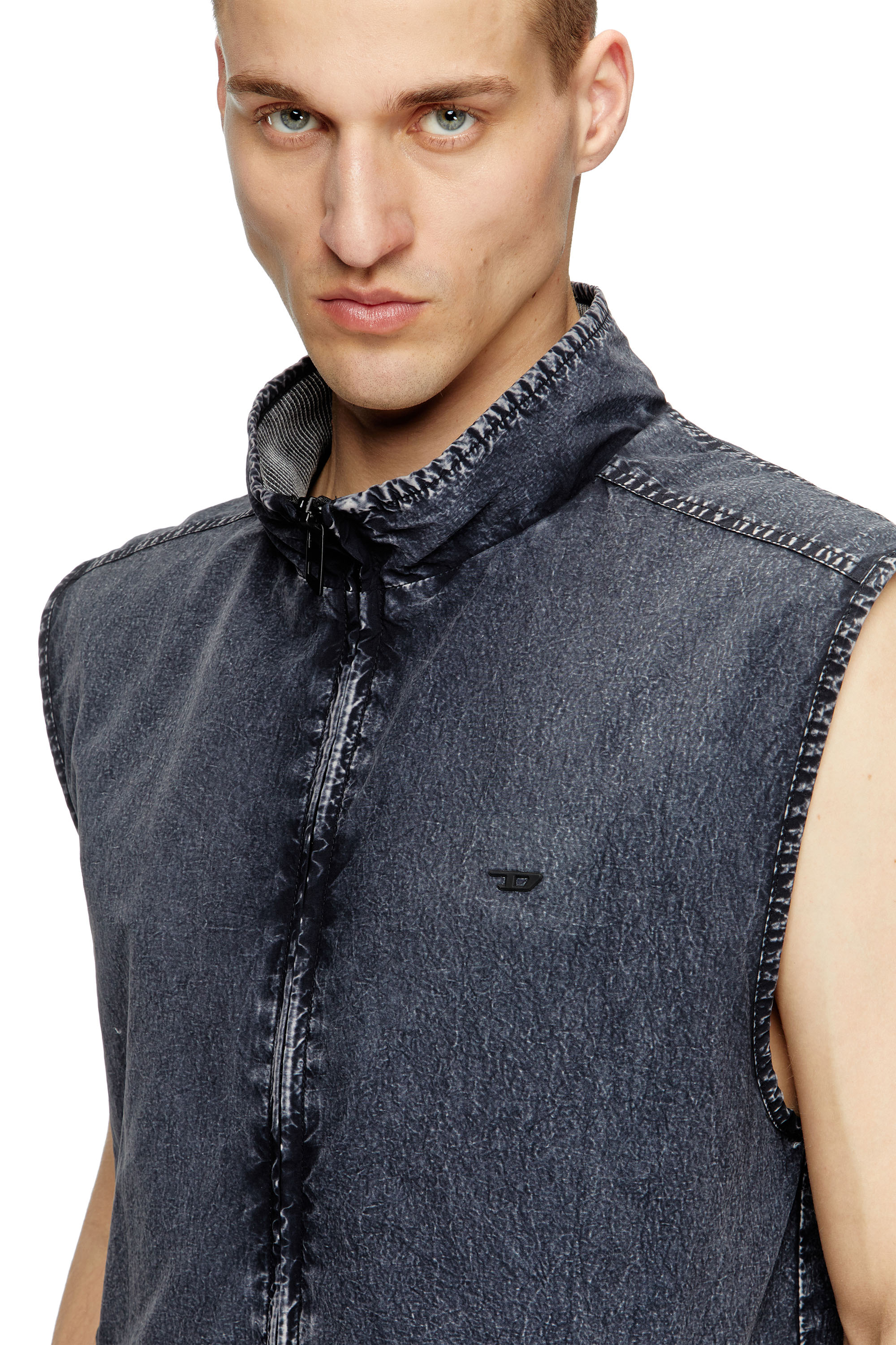 Diesel - J-ERB, Man's Vest in recycled nylon taslan in Black - 5
