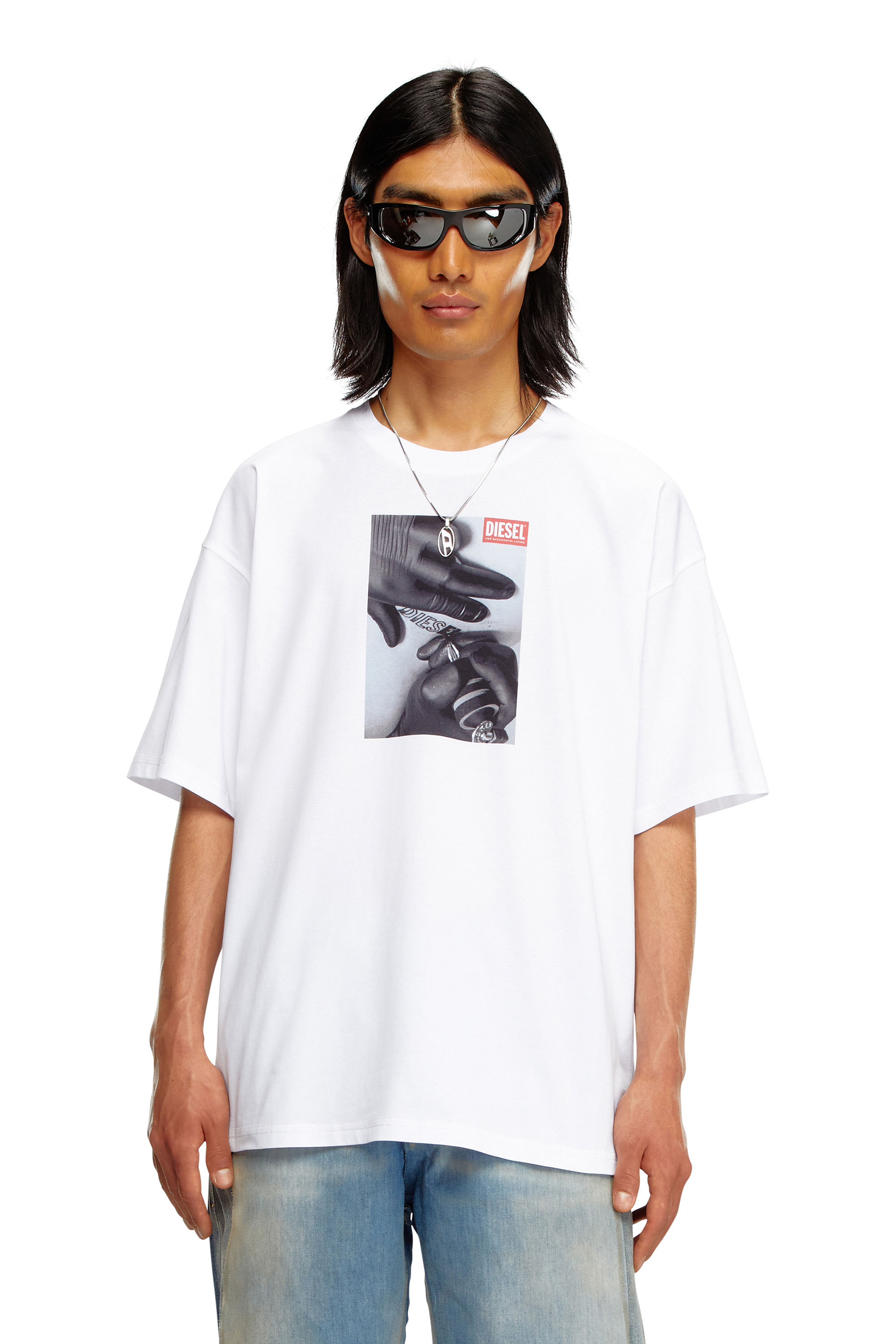 Diesel - T-BOXT-K4, Man T-shirt with tattoo glove print in White - Image 1