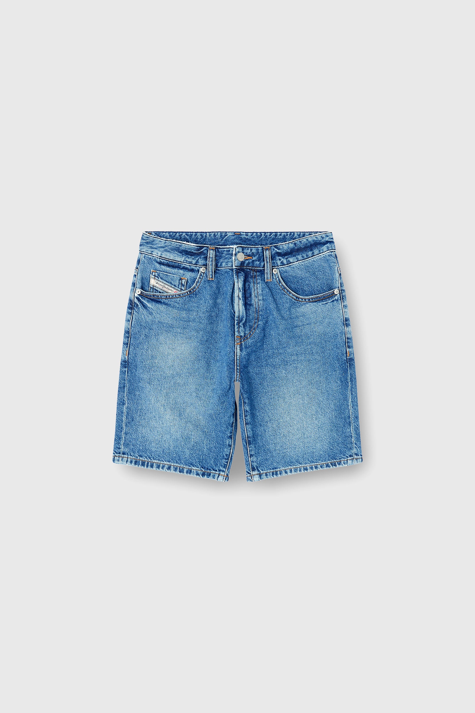 Diesel - D-FIN, Man's Slim shorts in clean-wash denim in Blue - 2