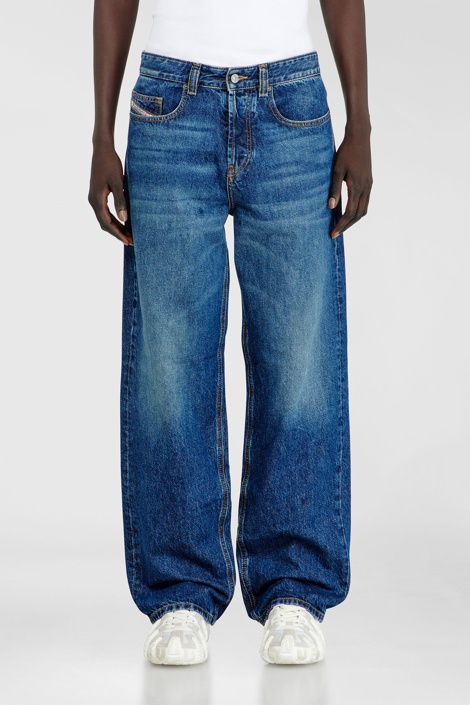 Diesel - Man's Relaxed Jeans 2001 D-Macro 09I27, Medium blue - 1
