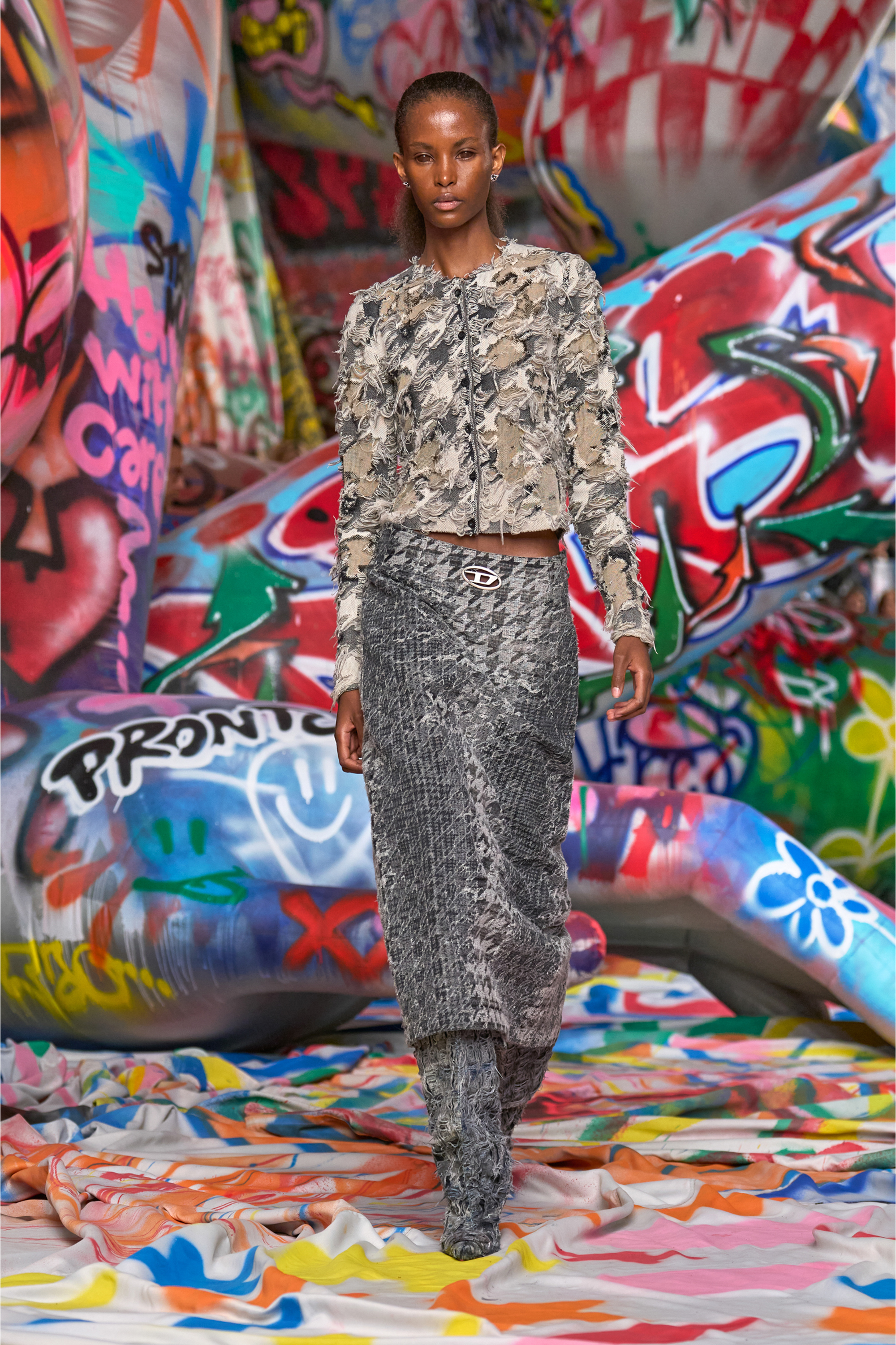 DE- RATHIAN-FSH, Black/White Diesel - DE- RATHIAN-FSH, Woman's Midi skirt in Prince of Wales jacquard denim in Black/White - 6